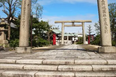 路地や寺社で出会う小さな発見
