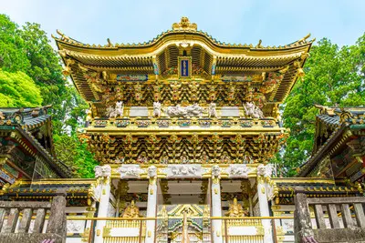 豪華絢爛な日光東照宮で、江戸時代の職人技に出会う拝