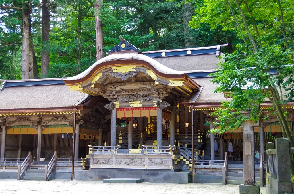 諏訪大社　上社本宮