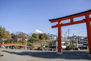 北口本宮冨士浅間神社