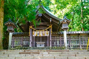 諏訪大社　上社前宮