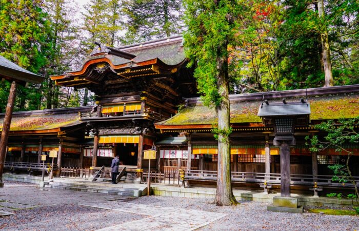 諏訪大社　下社春宮