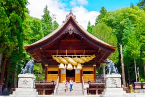 諏訪大社　下社秋宮