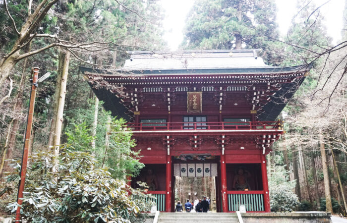 御岩神社