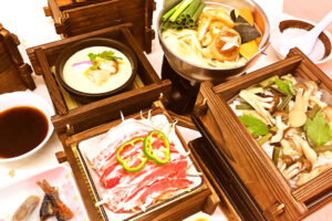 山梨FUJIフルーツパーク笛吹里山三段せいろ御膳