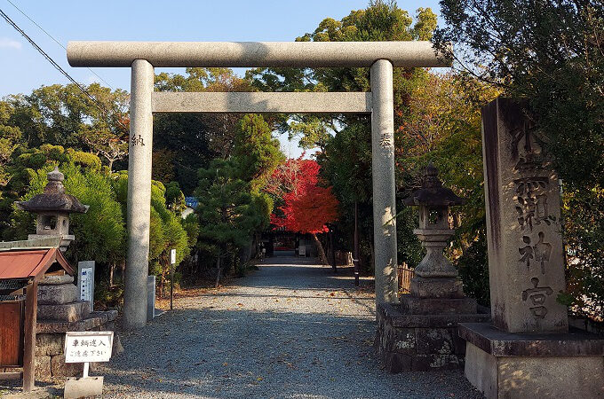 水無瀬神宮